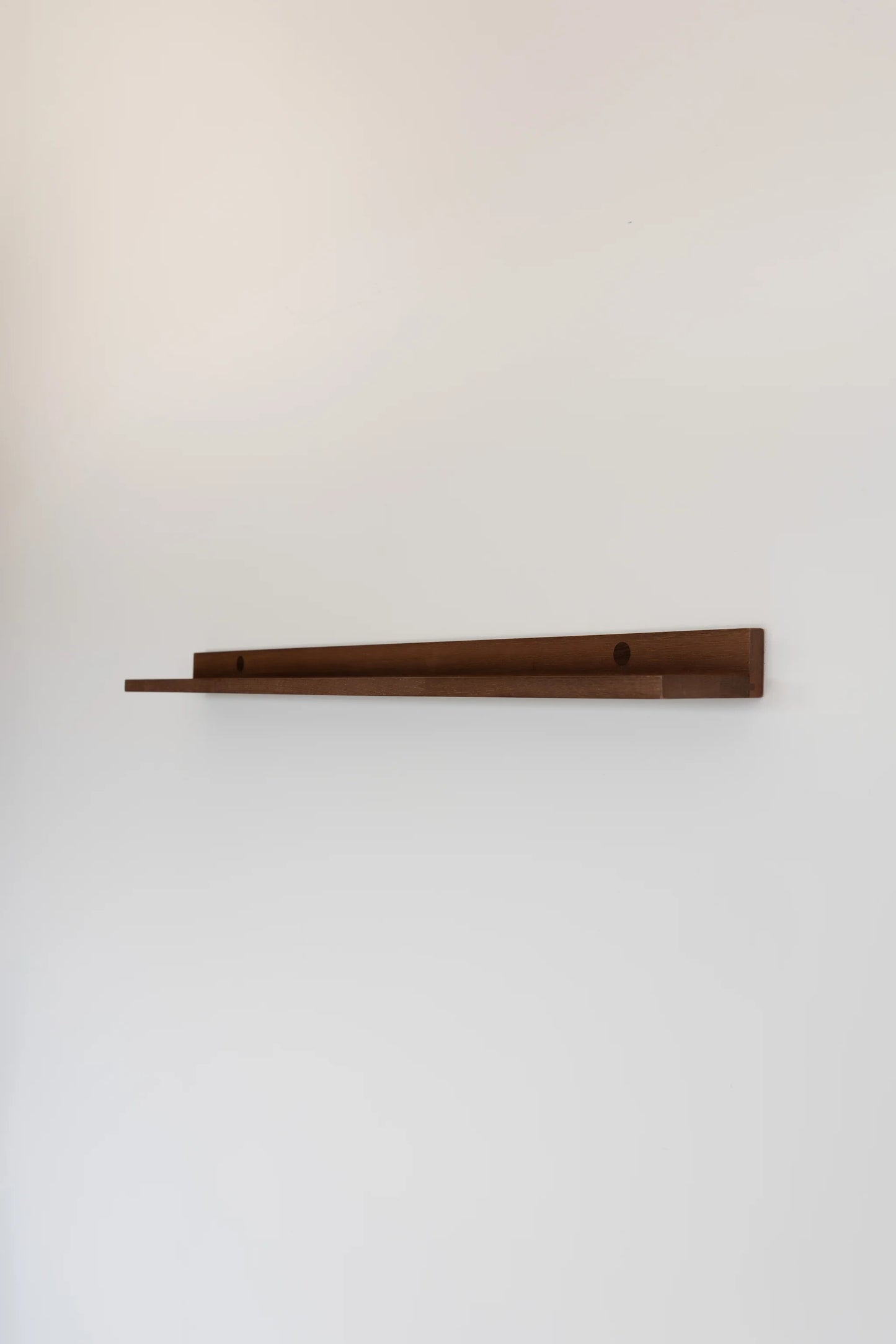 Anclude Display Shelf