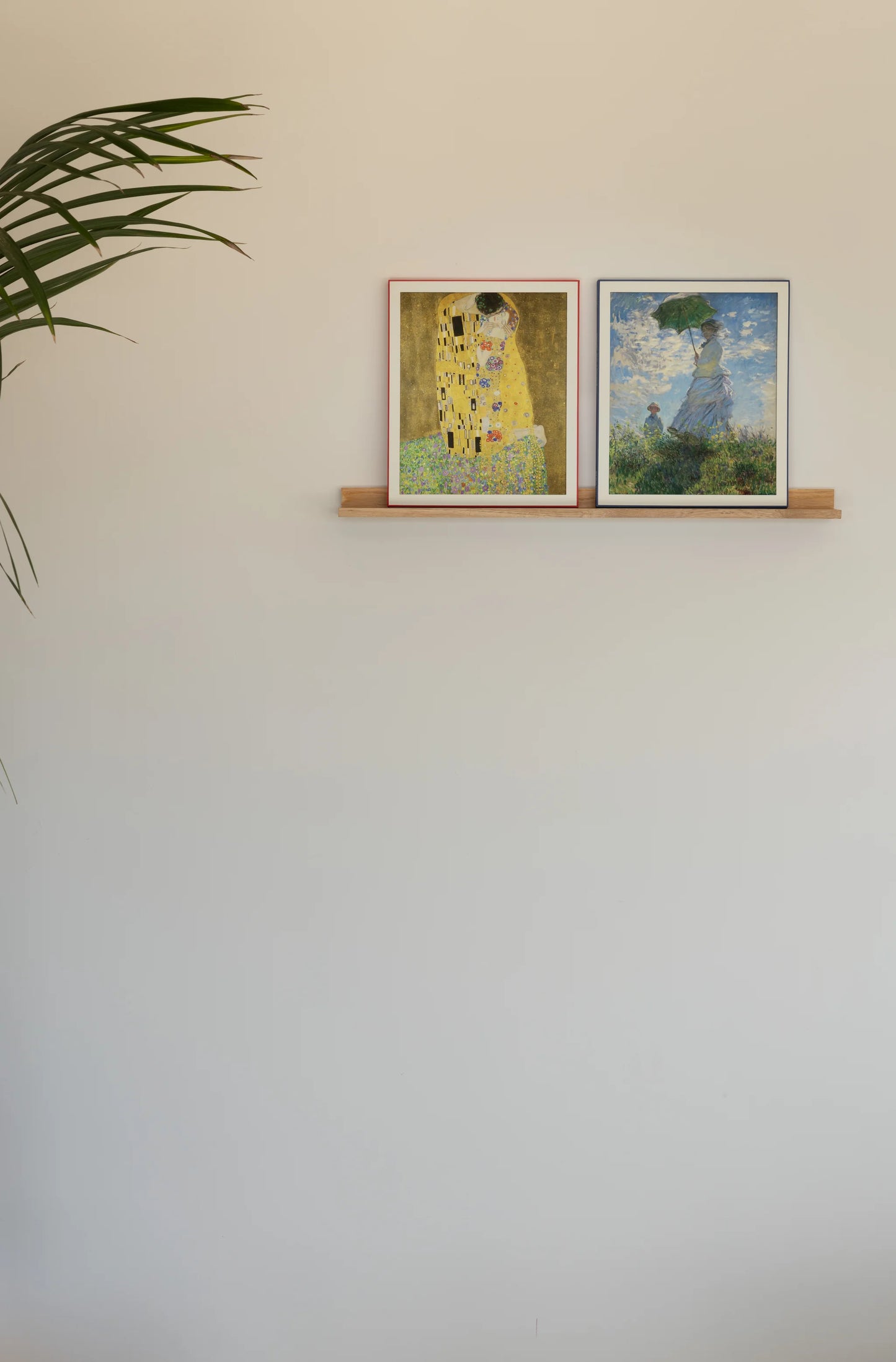 Anclude Display Shelf